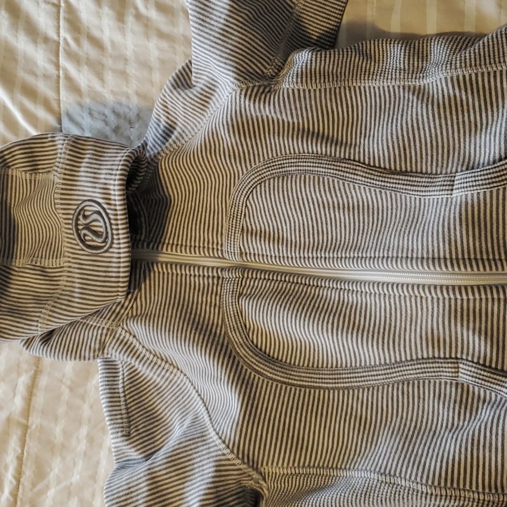 Lululemon scuba hoodie GUC